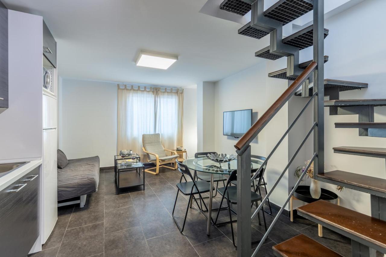 Fun Building Duplexes By Homeabout Malaga Ngoại thất bức ảnh